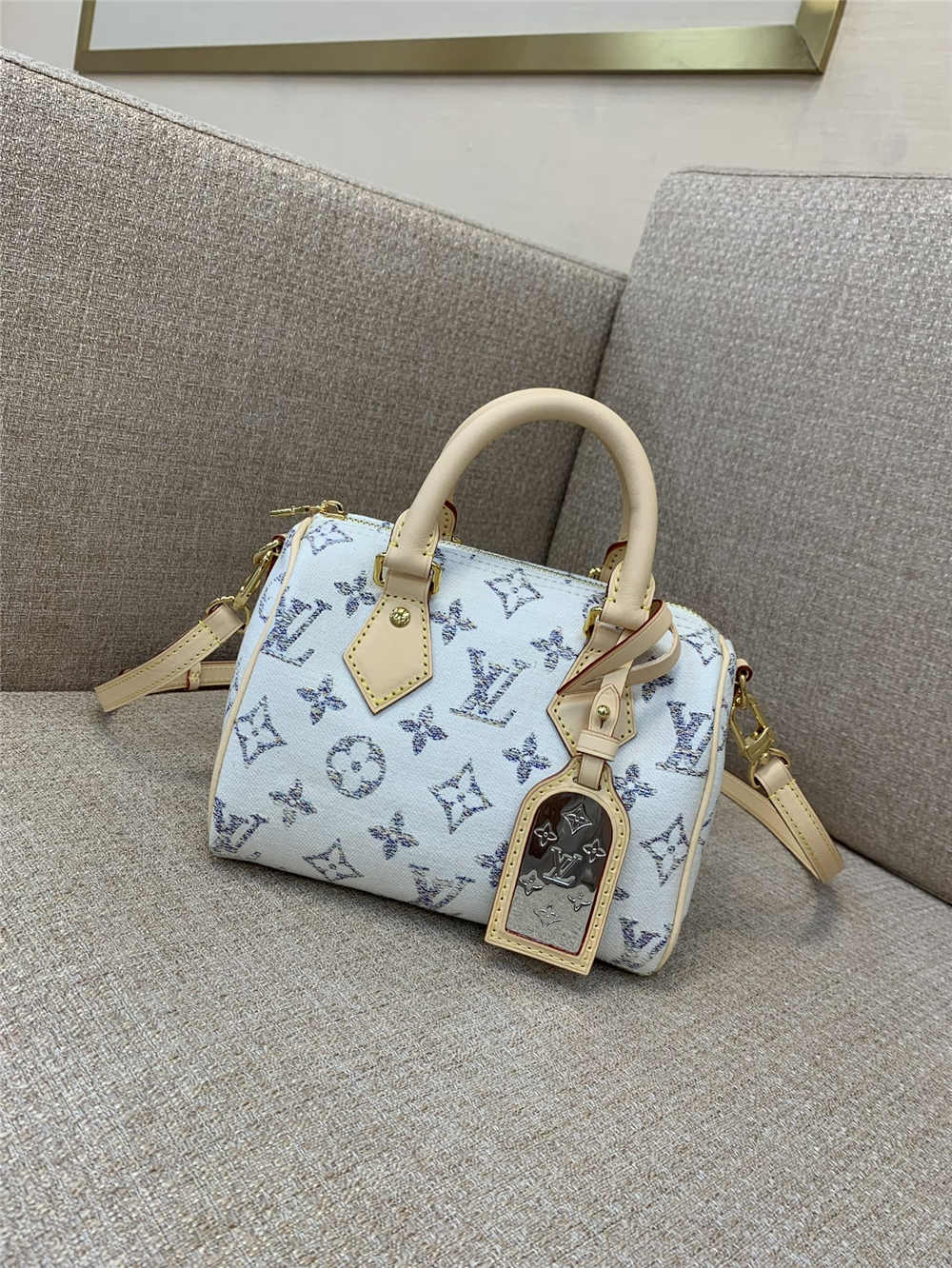 Louis Vuitton SPEEDY BANDOULIÈRE 20  M24709  size：20x13x12cm 2025 new 